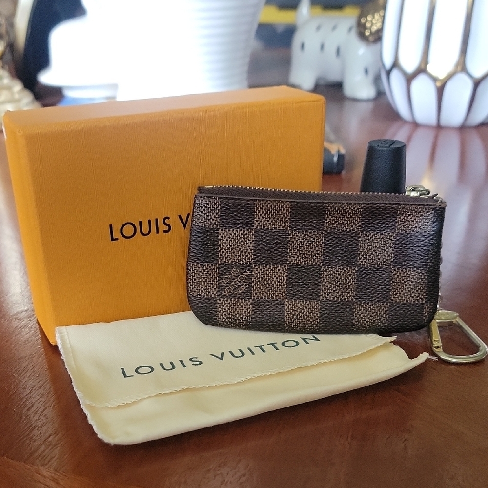 Louis Vuitton Damier Ebene Key Pouch